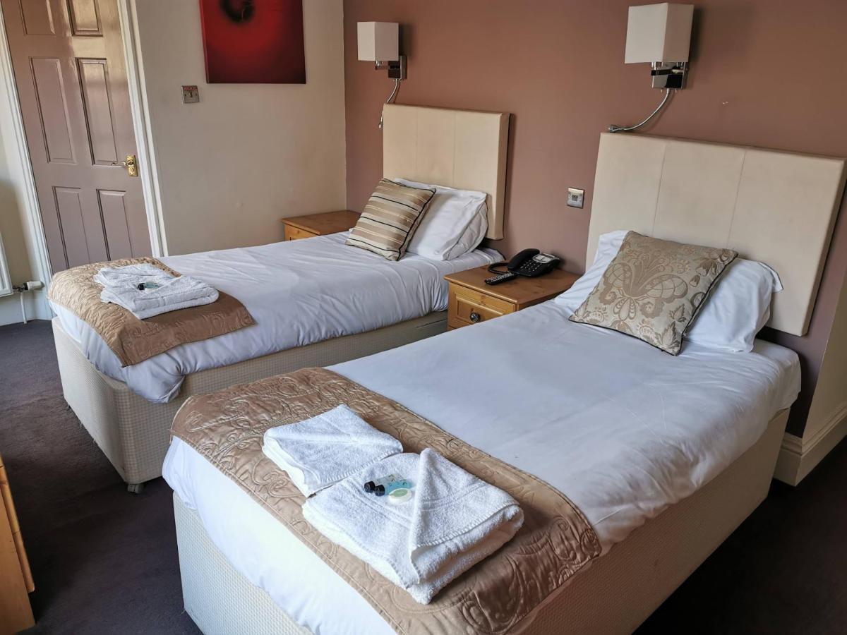 The Queens Hotel Todmorden Ngoại thất bức ảnh
