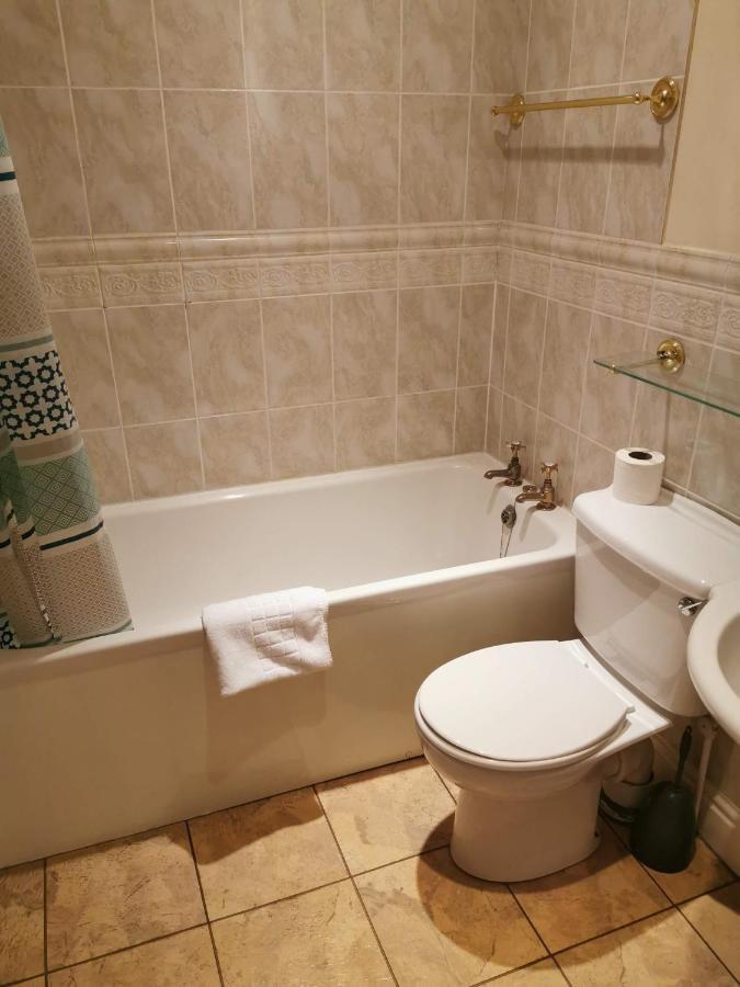 The Queens Hotel Todmorden Ngoại thất bức ảnh