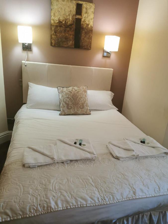 The Queens Hotel Todmorden Ngoại thất bức ảnh