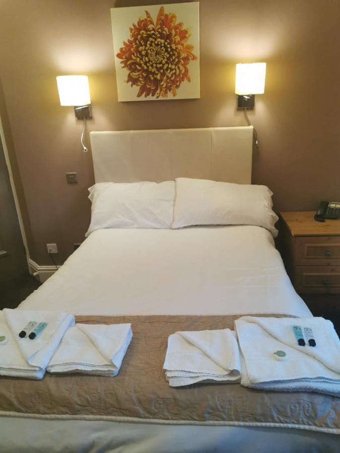 The Queens Hotel Todmorden Ngoại thất bức ảnh
